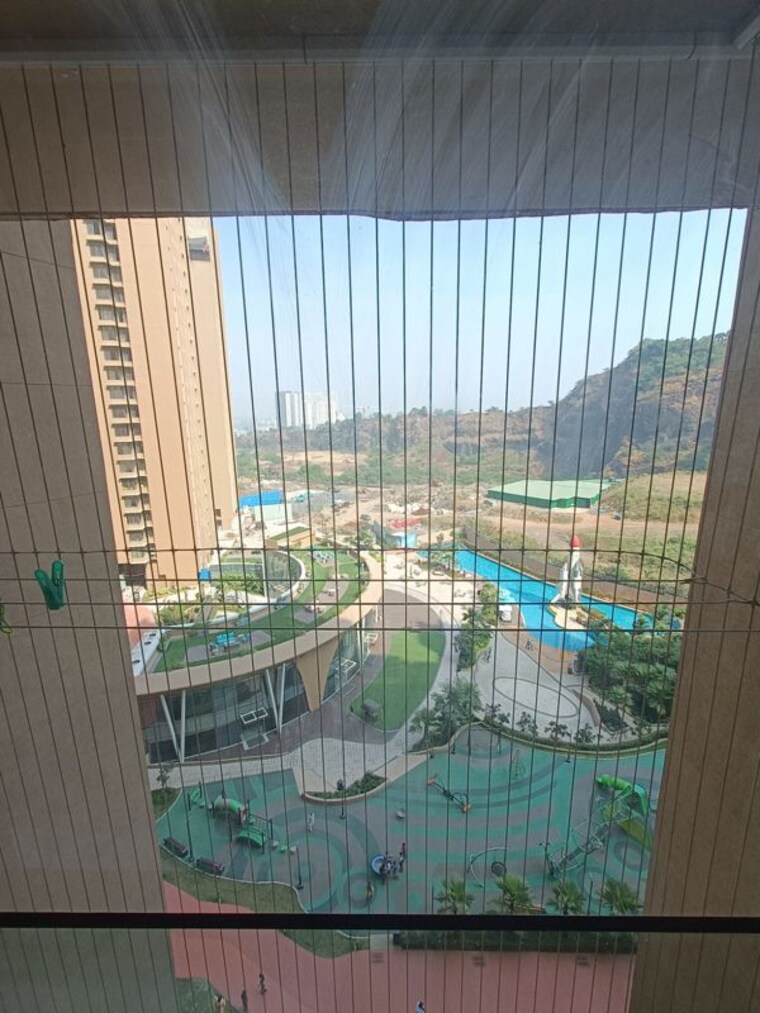 Swimming Pool, kanakia-silicon-valley 1 Bedroom 600 Sq.Ft. Apartment In Powai Mumbai 10110458