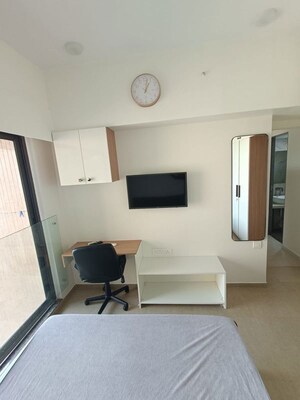 Hall in 1 BHK Apartment at Kanakia Silicon Valley, Powai – for Rent