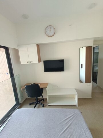 Hall in 1 BHK Apartment at Kanakia Silicon Valley, Powai – for Rent