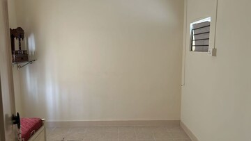 Room in 1 BHK Apartment at Sankalpit CHS, Goregaon East – for Rent