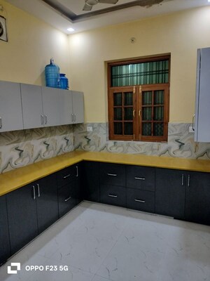 Kitchen in 2 BHK Builder Floor at Gomti Nagar – for Rent