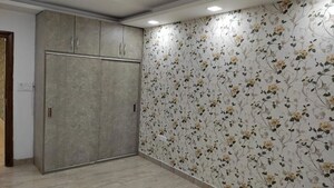 Room in 4 BHK Builder Floor at Parklands, Sector 85 – for Sale