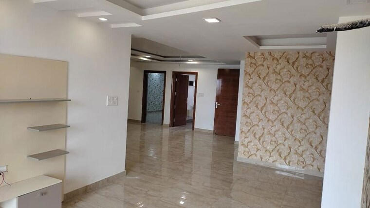 Room, parklands 4 Bedroom 500 Sq.Yd. Builder Floor In Sector 85 Faridabad 10110501