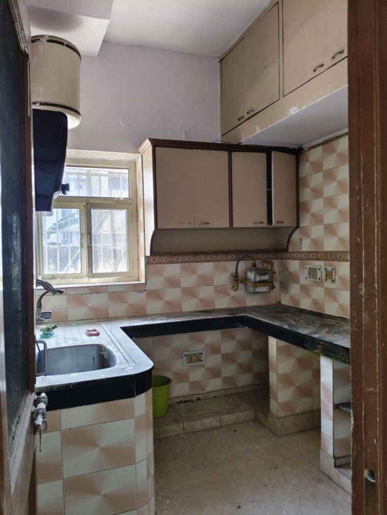 Kitchen, ip extension 1 Bedroom 750 Sq.Ft. Apartment In Ip Extension Delhi 10110507