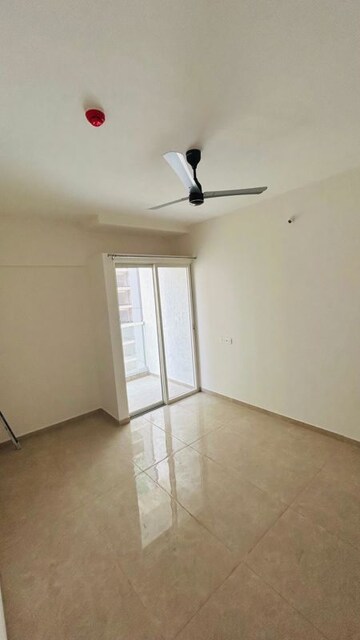 Room in 3 BHK Apartment at Vilas Javdekar Yashone Eternitee, Hinjewadi – for Rent