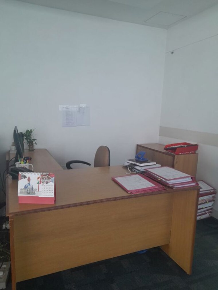 Team Area, karol bagh Commercial Office Space 5900 Sq.Ft. In Karol Bagh Delhi 10110545