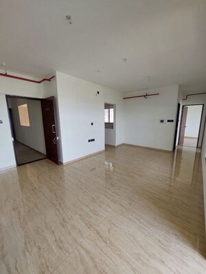 Room in 3 BHK Apartment at VTP Beaumonde, Kharadi – for Rent