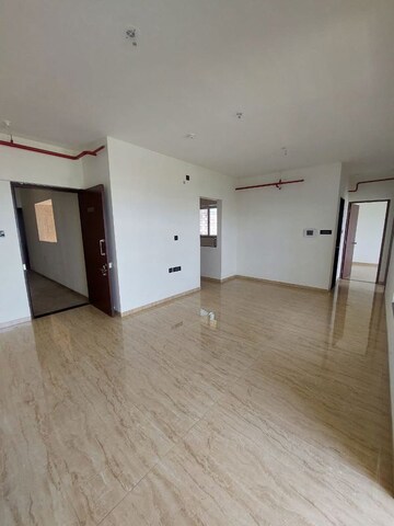 Room in 3 BHK Apartment at VTP Beaumonde, Kharadi – for Rent