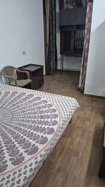 2 BHK Builder Floor For Rent in Sector 49