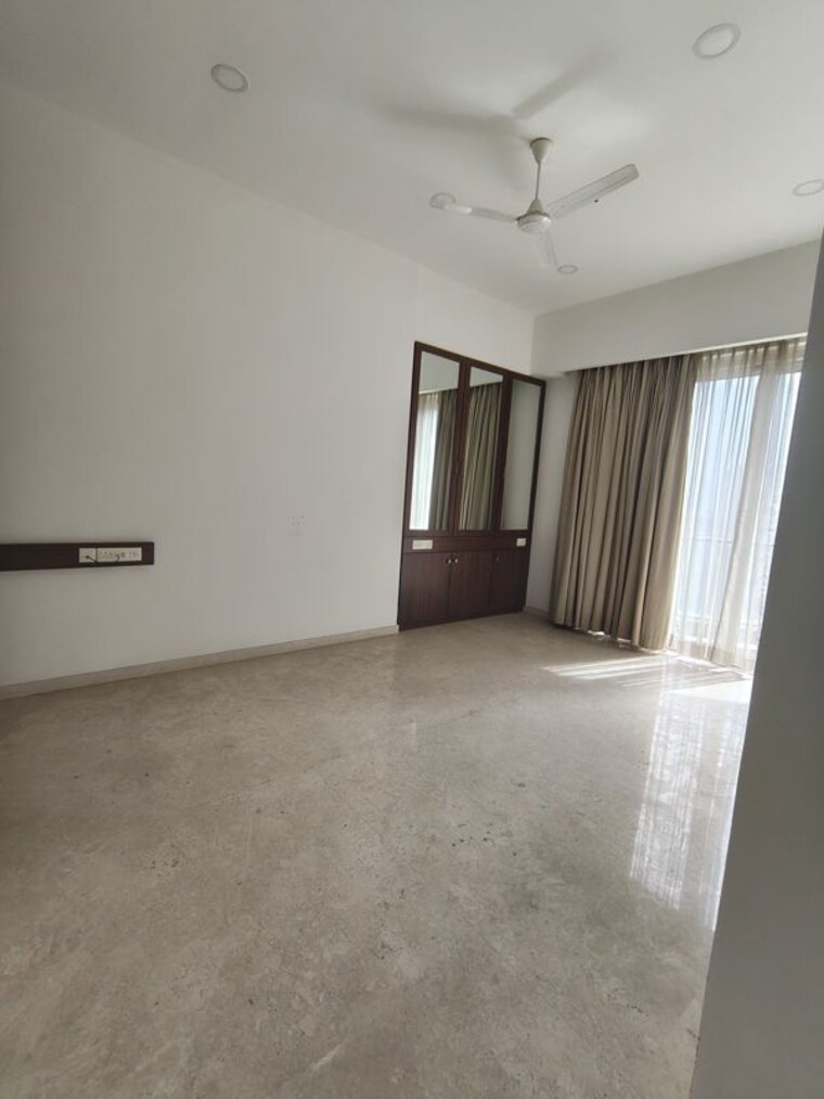 Room, suraj-tranquil-bay-1 3 Bedroom 1318 Sq.Ft. Apartment In Prabhadevi Mumbai 10110557