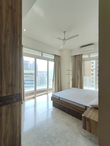 3 BHK Apartment For Rent in Suraj Tranquil Bay 1, Prabhadevi