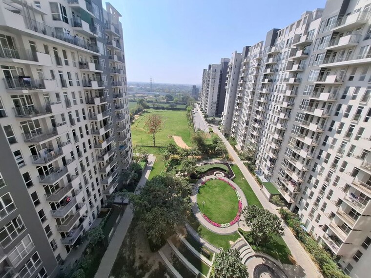 Exterior View, ireo-the-corridors 2.5 Bedroom 1484 Sq.Ft. Apartment In Sector 67a Gurgaon 10110561