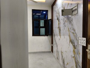 Room in 2 BHK Builder Floor at Sector 73 – for Sale