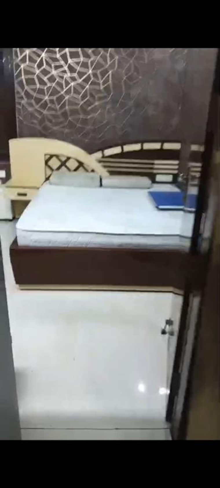 Kitchen, ip extension 3 Bedroom 1300 Sq.Ft. Apartment In Ip Extension Delhi 10110573