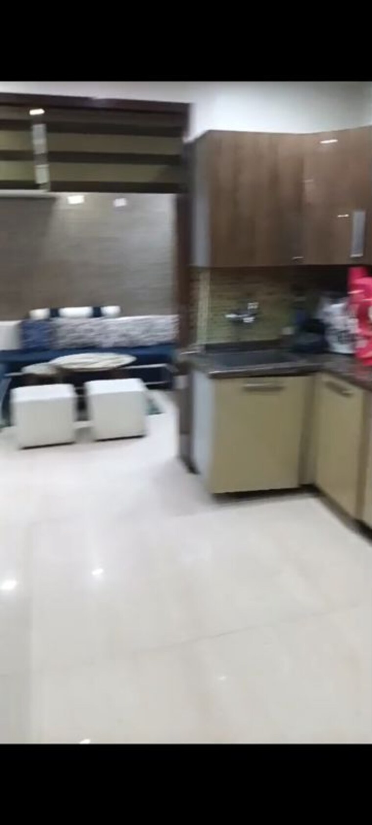 Kitchen, ip extension 3 Bedroom 1300 Sq.Ft. Apartment In Ip Extension Delhi 10110573