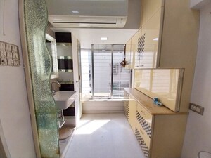 Building Lobby in 3 BHK Apartment at Evergreen CHS Malabar Hill, Malabar Hill – for Rent