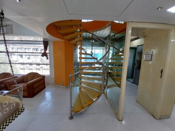 Staircase in 3 BHK Apartment at Evergreen CHS Malabar Hill, Malabar Hill – for Rent