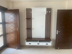 4 BHK + Pooja Room,Servant Room Builder Floor For Sale in Parklands