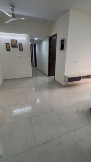 Room in 2 BHK Apartment at Lodha Casa Maxima, Mira Road – for Rent