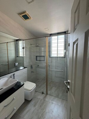 Bathroom in 4 BHK Villa at Pimple Nilakh – for Rent