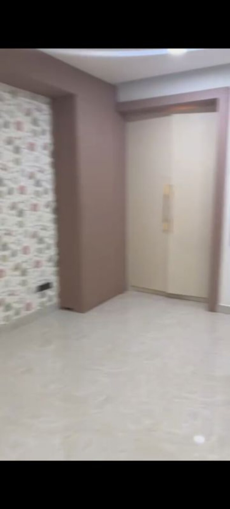 Room, ip extension 3 Bedroom 1250 Sq.Ft. Apartment In Ip Extension Delhi 10110633