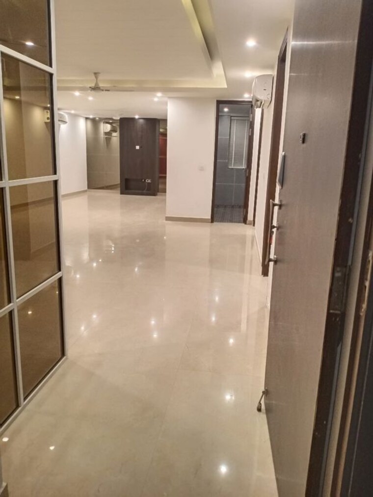 undefined, parklands 4 Bedroom 300 Sq.Yd. Builder Floor In Sector 85 Faridabad 10110642