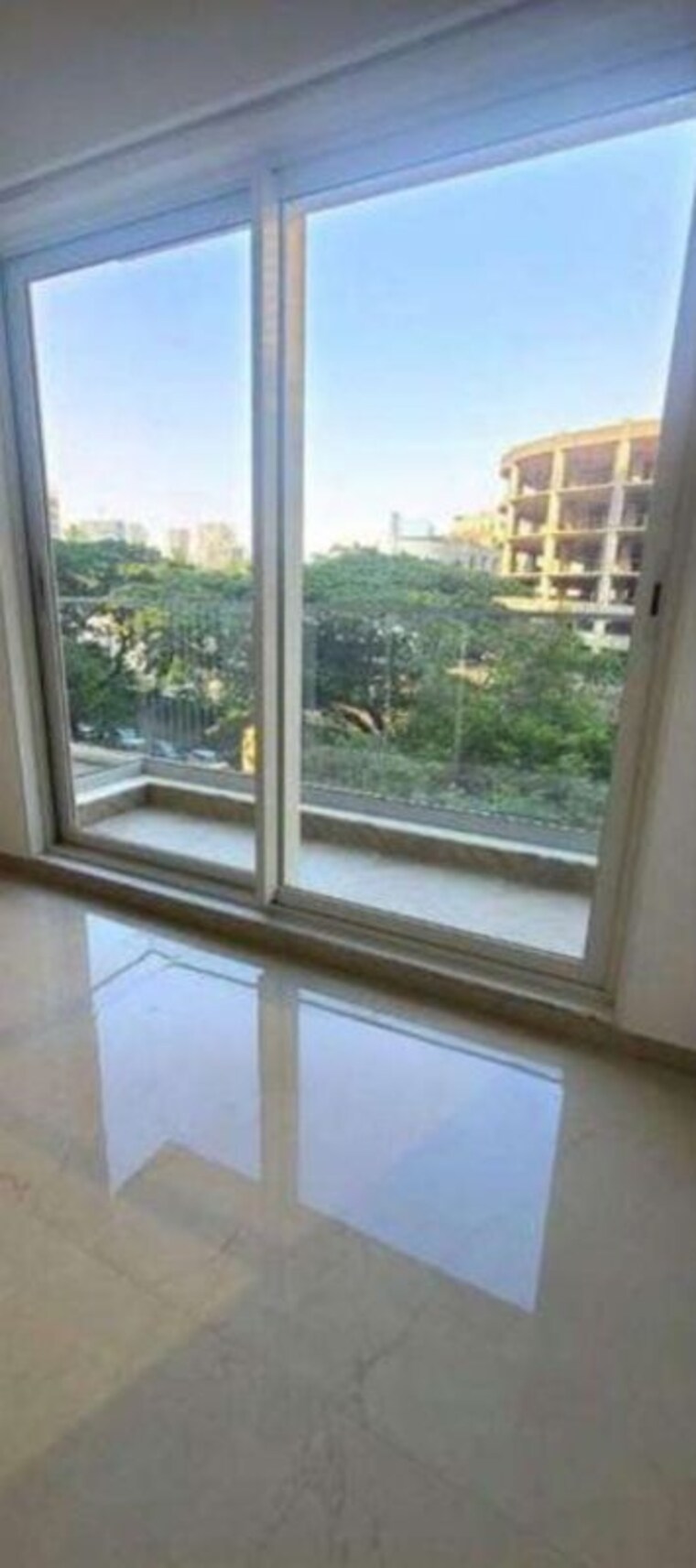 Balcony, dlh-legacy 3 Bedroom 1280 Sq.Ft. Apartment In Juhu Mumbai 10110643