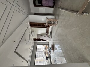 Furnished Amenities in 4 BHK Apartment at Shalimar One World Belvedere Court 3, Gomti Nagar – for Sale