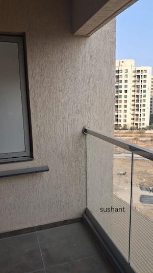 Room in 2 BHK Apartment at Vilas Javdekar Yashwin Enchante, Kharadi – for Rent