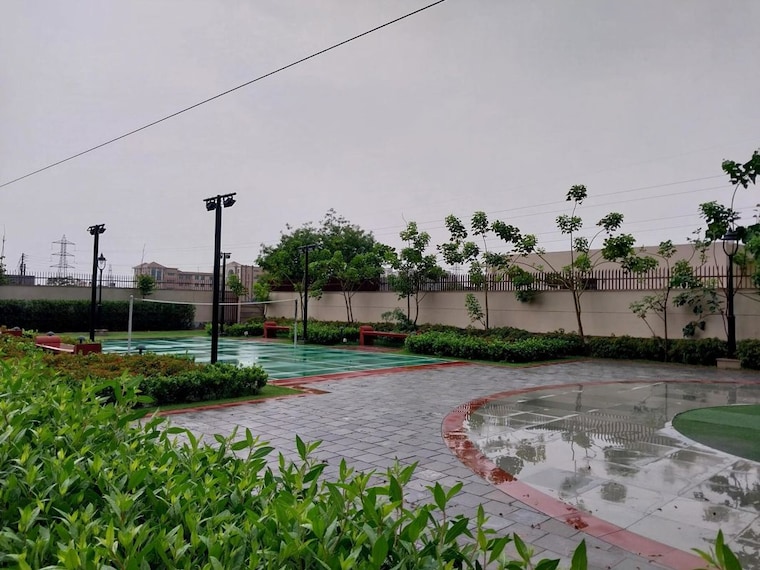 Garden, bptp-discovery-park 2 Bedroom 1255 Sq.Ft. Apartment In Sector 80 Faridabad 10110636