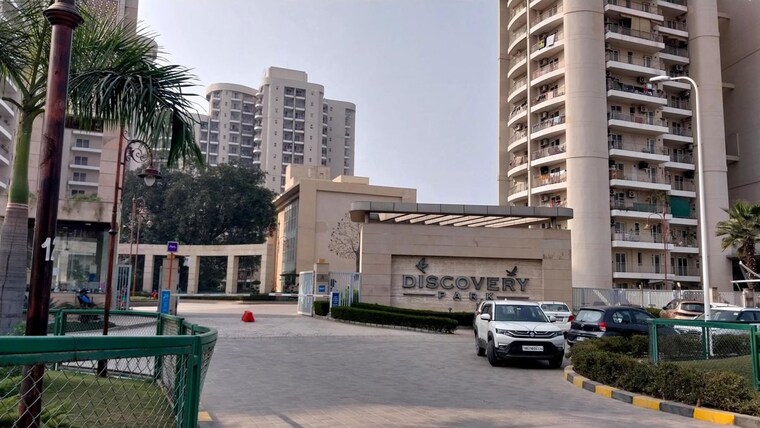 Exterior View, bptp-discovery-park 2 Bedroom 1255 Sq.Ft. Apartment In Sector 80 Faridabad 10110636