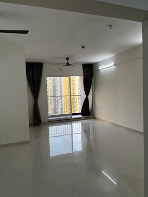 Room in 3 BHK Apartment at Pride Purple Park Titan, Hinjewadi – for Rent