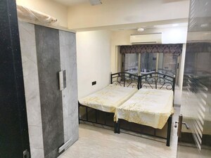 Bedroom in 3 BHK Apartment at Shripal Nagar CHS, Malabar Hill – for Rent