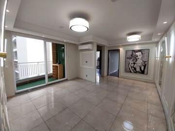 Room in 2 BHK Apartment at BPTP Discovery Park, Sector 80 – for Sale