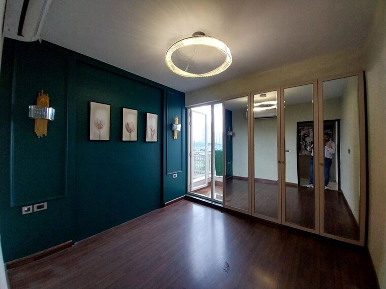 Room, bptp-discovery-park 2 Bedroom 1255 Sq.Ft. Apartment In Sector 80 Faridabad 10110685