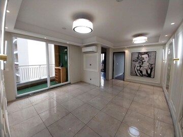 Room in 2 BHK Apartment at BPTP Discovery Park, Sector 80 – for Sale