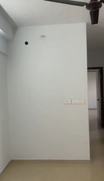 Room in 2 BHK Apartment at Lodha Downtown, Dombivli East – for Rent