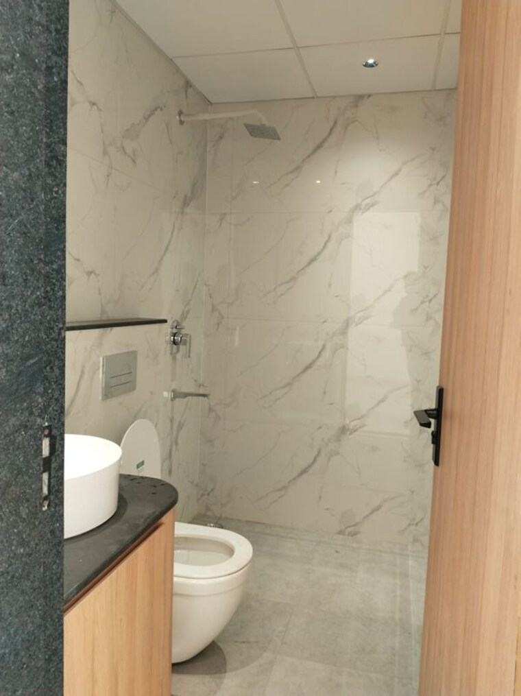 Bathroom, ardee-mall 3 Bedroom 1550 Sq.Ft. Builder Floor In Sector 52 Gurgaon 10110712