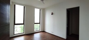 Room in 4 BHK Apartment at M3M Golf Estate, Sector 65 – for Rent