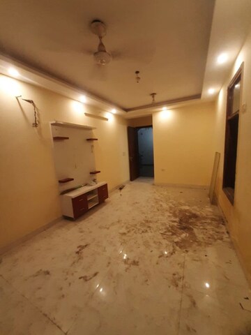 Room in 2 BHK Builder Floor at Chattarpur – for Rent