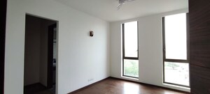 Room in 4 BHK Apartment at M3M Golf Estate, Sector 65 – for Rent