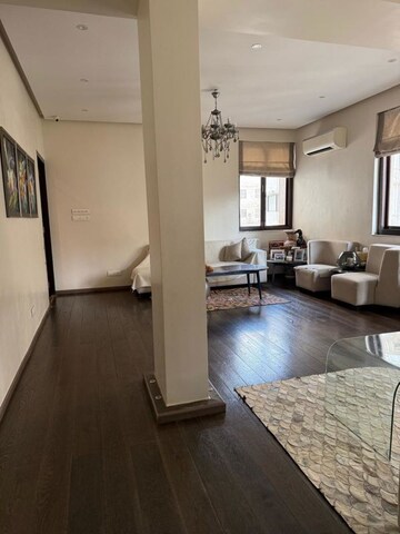 Living Room in 4 BHK Apartment at Sneh Sadan Apartments, Colaba – for Sale