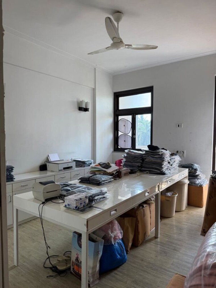 Team Area, sneh-sadan-apartments 4 Bedroom 2200 Sq.Ft. Apartment In Colaba Mumbai 10110756