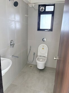 1 BHK Apartment For Rent in Kanakia Spaces Sevens