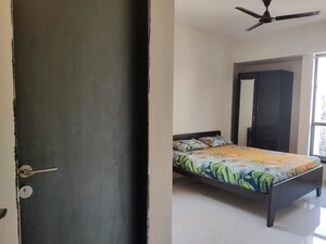 Bedroom in 2 BHK Apartment at Ghatkopar East – for Rent