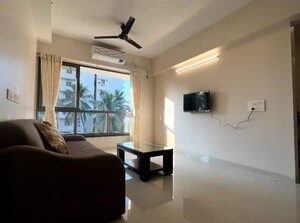 Living Room in 2 BHK Apartment at Ghatkopar East – for Rent
