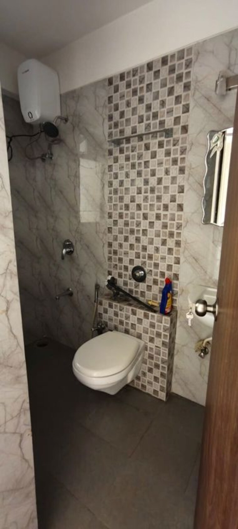 Bathroom, kalpataru-immensa 2 Bedroom 630 Sq.Ft. Apartment In Kolshet Road Thane 10110830