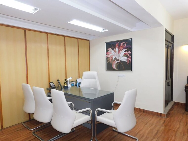 Team Area, rajinder nagar Commercial Office Space 2400 Sq.Ft. In Rajinder Nagar Delhi 10110834