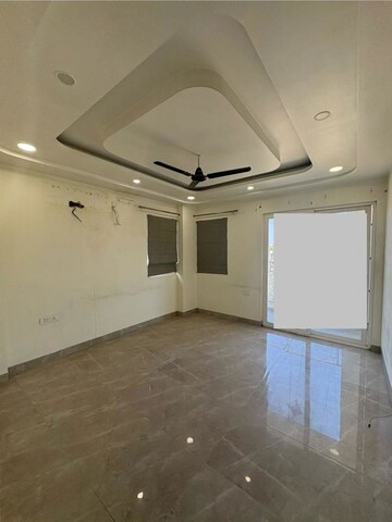 Room in 3 BHK Apartment at Sector 57 – for Rent