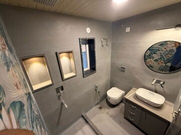 Master Bedroom in 3 BHK Apartment at Sector 13 Dwarka – for Rent